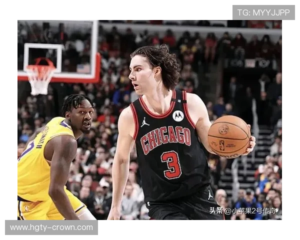 基迪轻松抢断詹姆斯发球直指里夫斯意图令全场惊讶