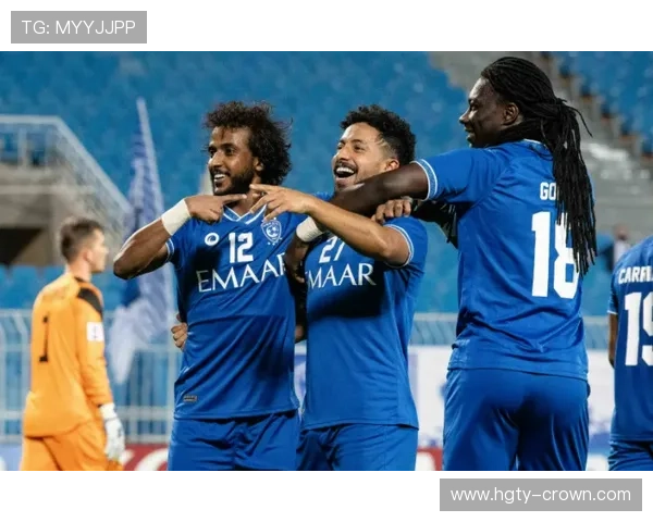 绝杀帽子戏法后含泪致谢教练书写球队激情逆转不朽传奇时刻高光