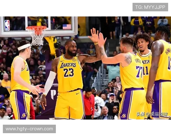 詹姆斯迎里程碑湖人加时险胜东契奇29分力拼卡位大战巅峰对决赛